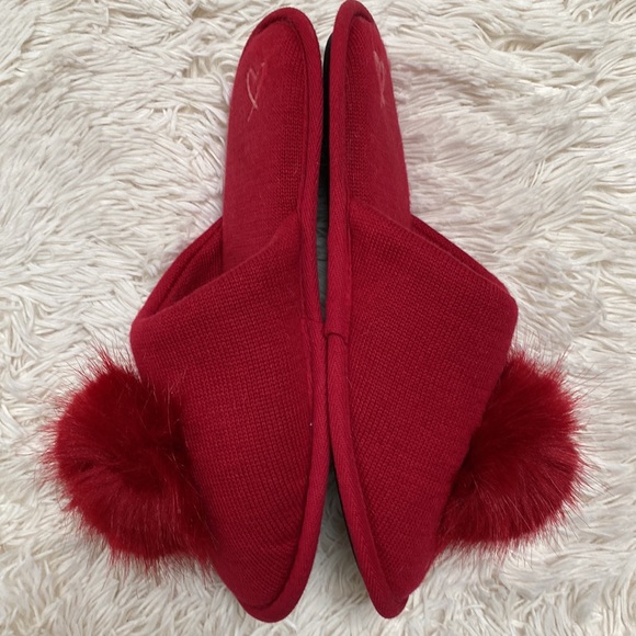 🎉HP🎉 Victoria’s Secret Pompom Slippers 💗 Red - Picture 6 of 11